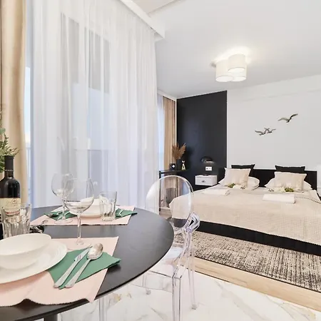 Appartamento Deluxe Studio Braniborska Near Market Square -with Free Garage By Renters Breslavia