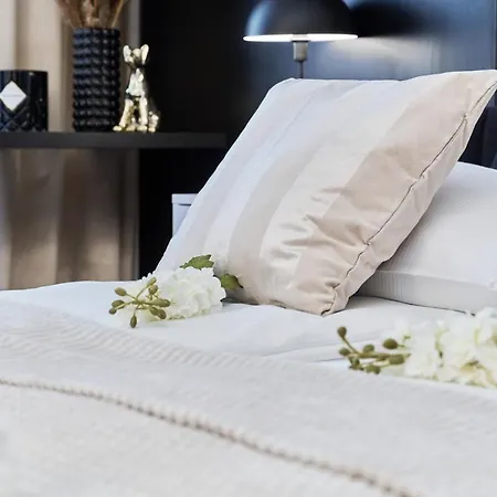 Appartamento Deluxe Studio Braniborska Near Market Square -with Free Garage By Renters